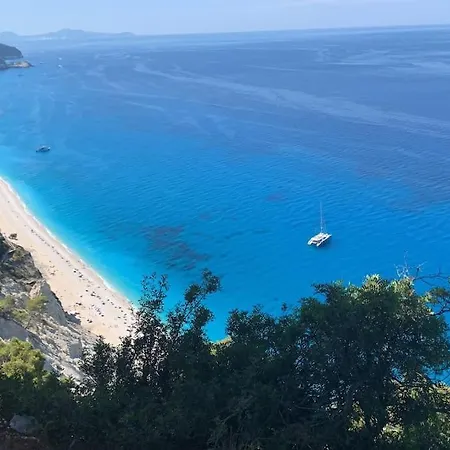 Kalosyni Lefkada * Agios Petros (Lefkada)